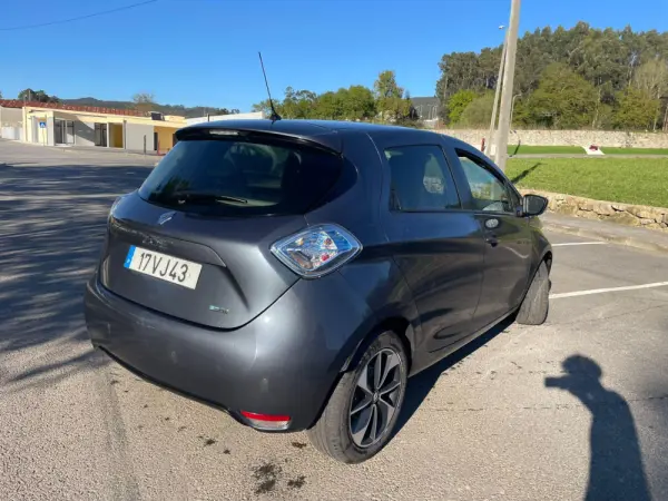 Renault Zoe 18
