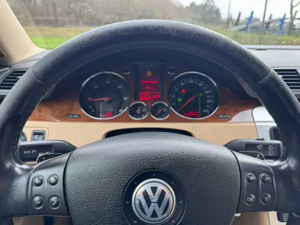 Volkswagen Passat 10