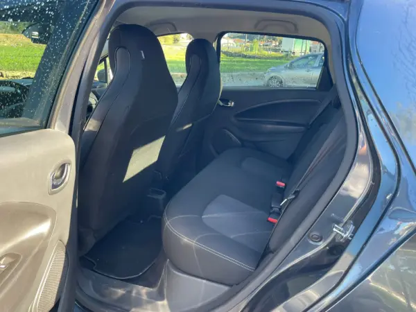 Renault Zoe 12