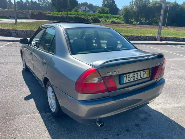 Mitsubishi Lancer 13