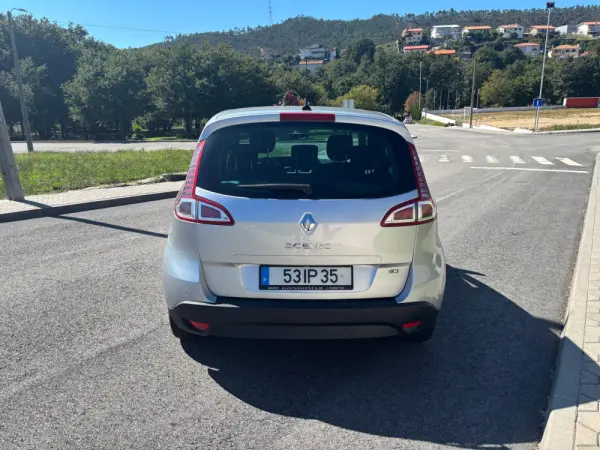 Renault Mégane Scénic 12