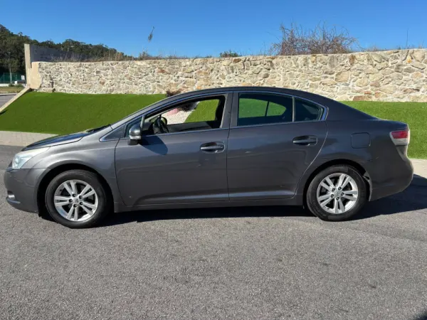 Toyota Avensis 3