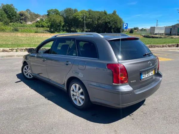 Toyota Avensis 15