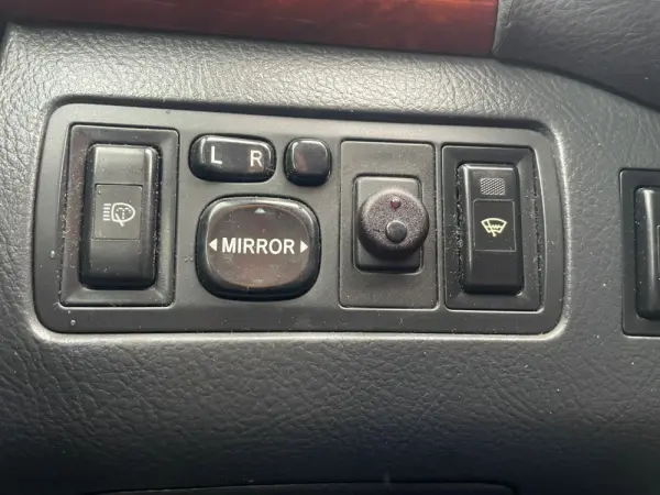 Toyota Avensis 4