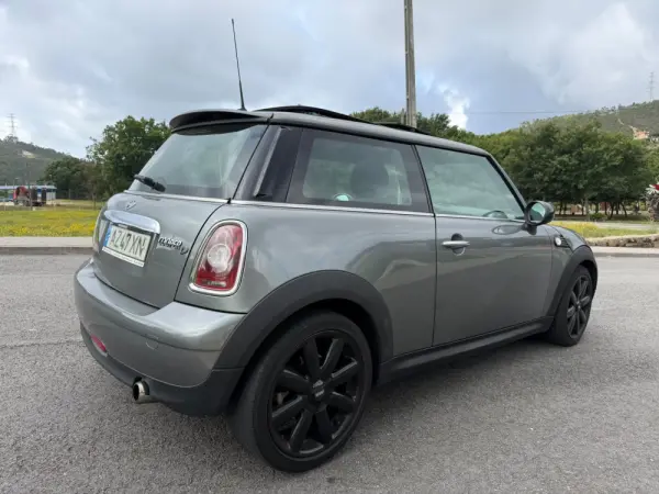 MINI Clubman Cooper D 15