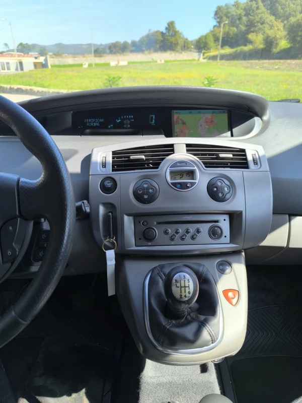 Renault Mégane Scénic 6