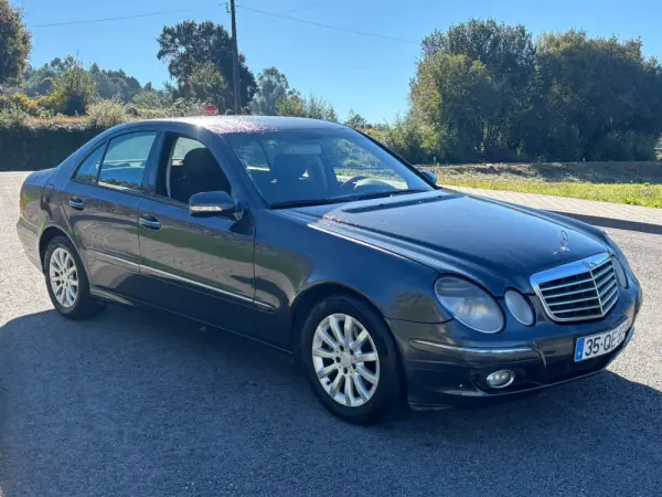Mercedes-Benz E 220 CDi Classic BE Auto. 14
