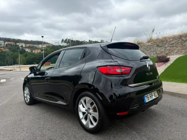 Renault Clio 9