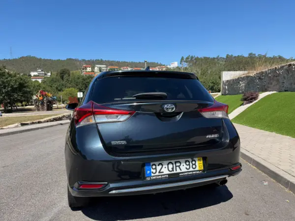 Toyota Auris 10