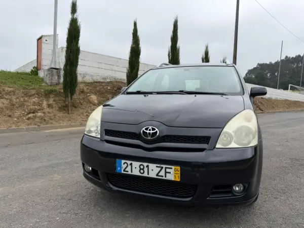 Toyota Corolla Verso 8