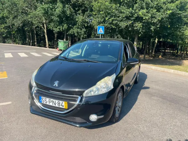 Peugeot 208 1