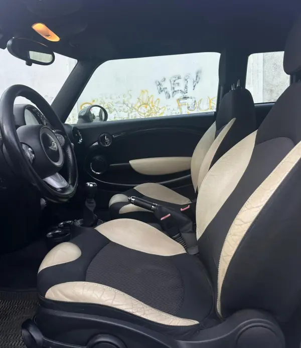 MINI Clubman Cooper D 2