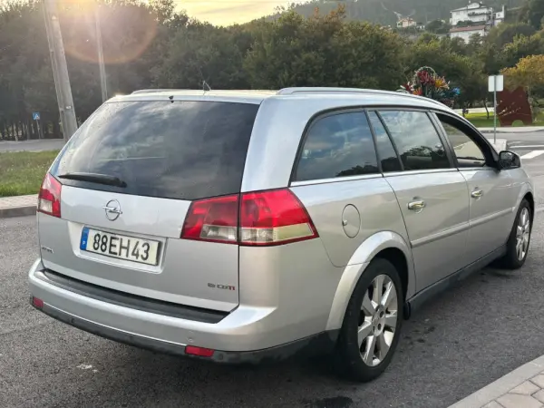 Opel Vectra 1.9 CDTi 3