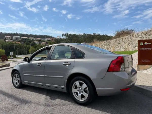 Volvo S40 8