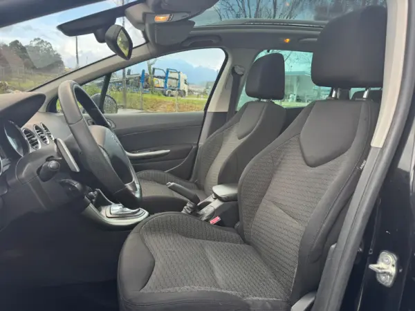 Peugeot 308 2