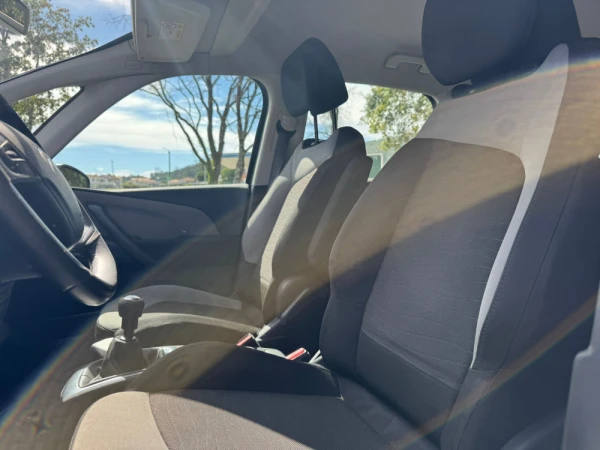 Citroën C4 Picasso 9