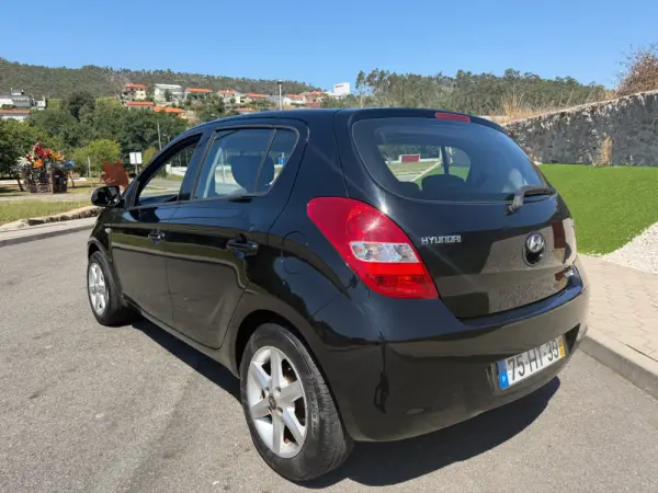 Hyundai i20 8