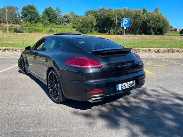 Porsche Panamera 3