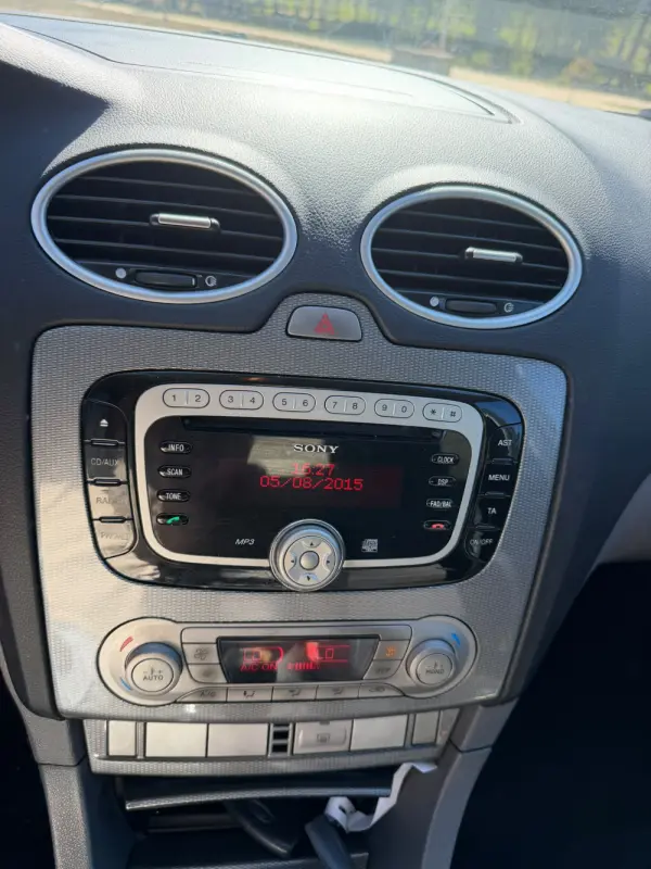 Ford Focus 9
