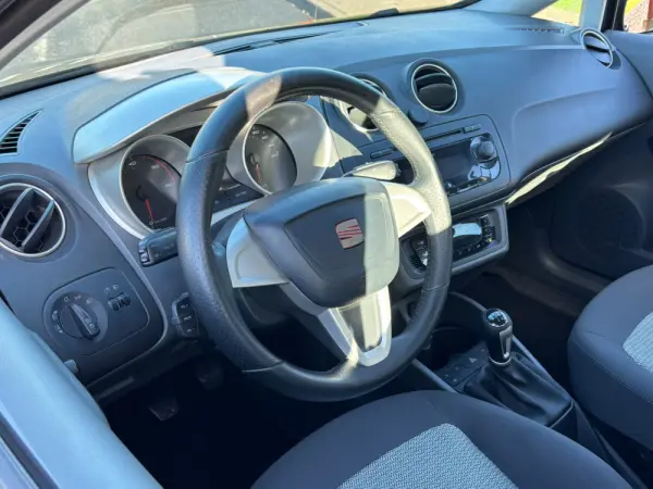 SEAT Ibiza 10