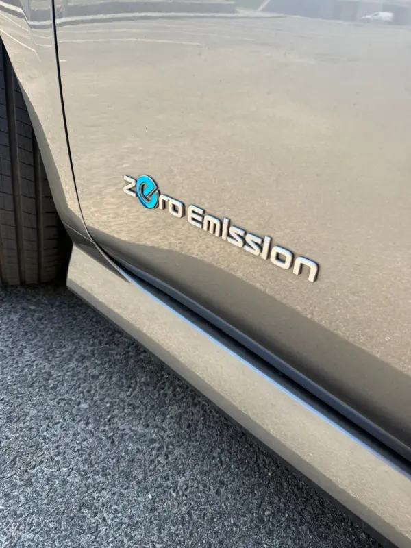 Nissan Leaf 4