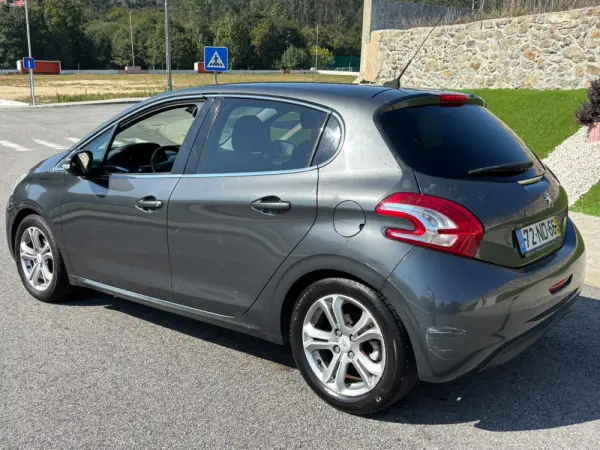 Peugeot 208 1.6 e-HDi Active 95g 5