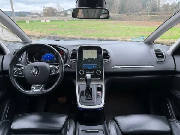 Renault Grand Scénic 11