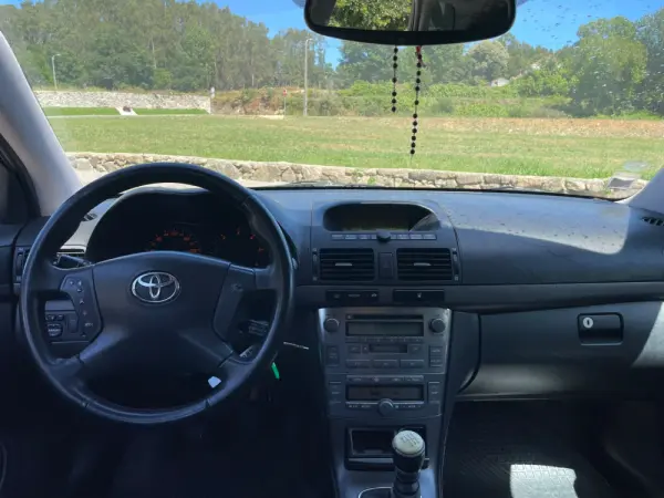 Toyota Avensis 10
