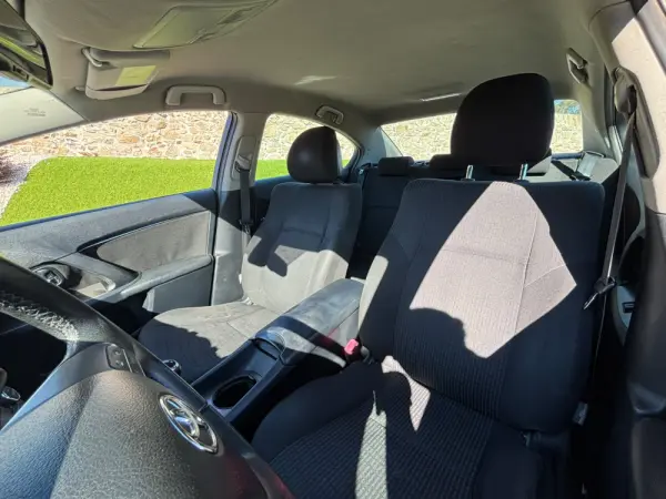 Toyota Avensis 10