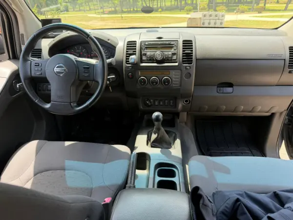 Nissan Navara 2