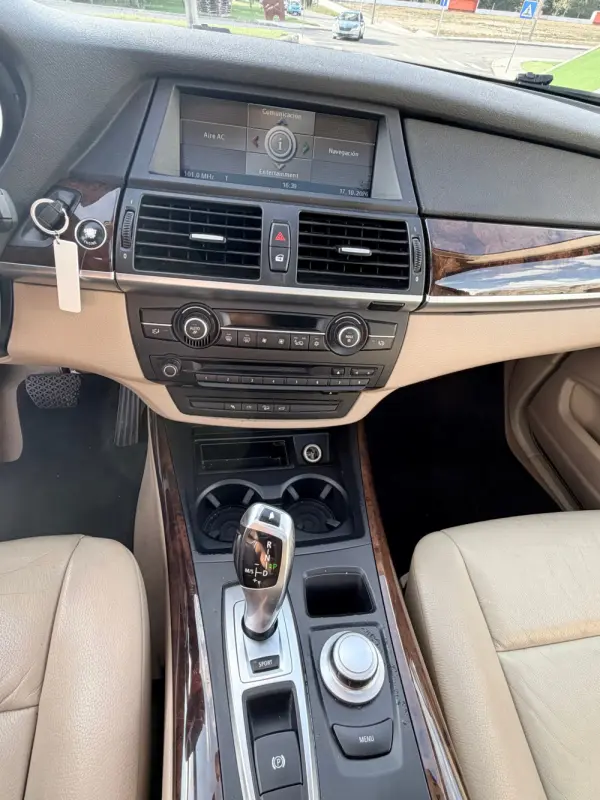 BMW X5 3.0 d 4
