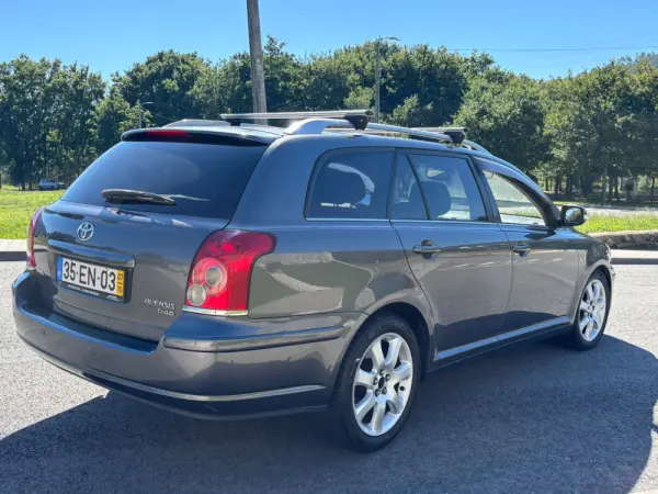 Toyota Avensis SW 2.0 D-4D Exclusive 3