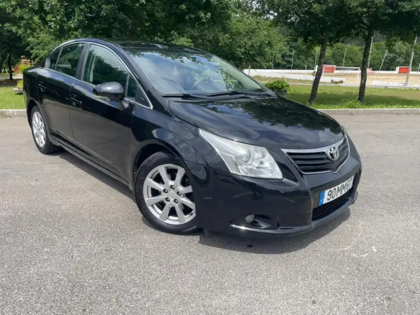 Toyota Avensis 17