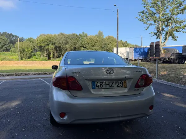 Toyota Corolla 4