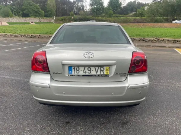 Toyota Avensis 5