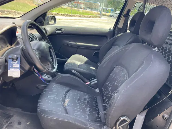 Peugeot 206 6