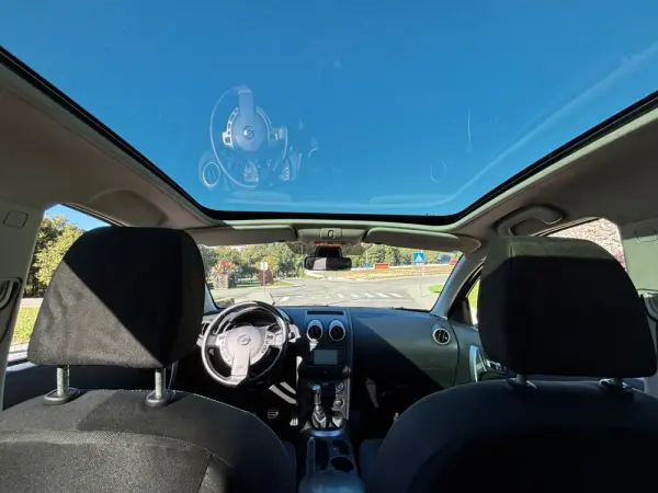 Nissan Qashqai +2 8