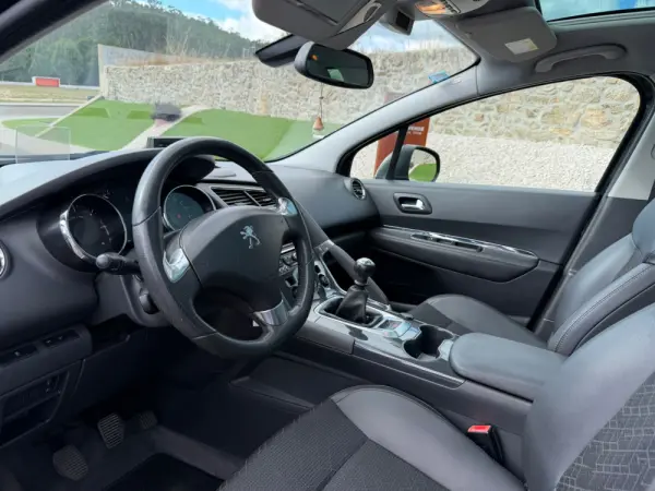 Peugeot 3008 12