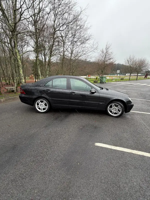Mercedes-Benz C 270 7