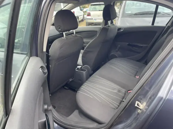 Opel Corsa 10