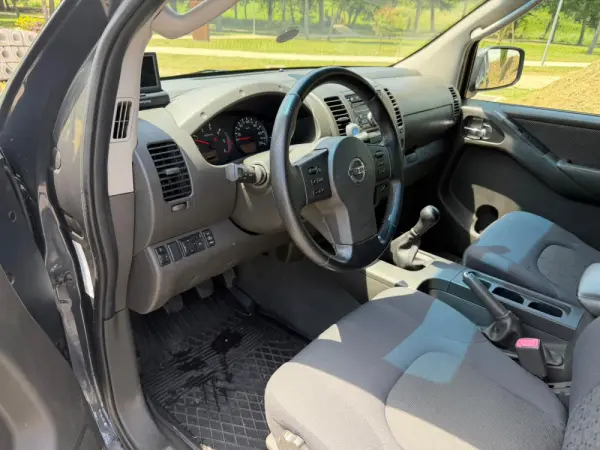 Nissan Navara 4