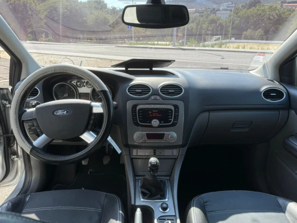 Ford Focus 10
