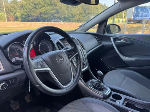 Opel Astra 11
