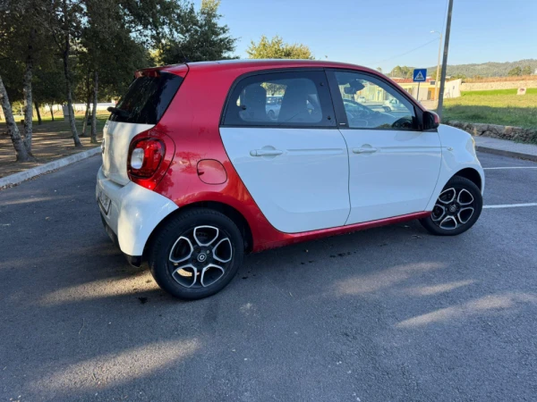 Smart ForFour 11