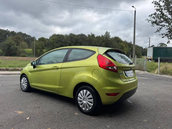 Ford Fiesta 15