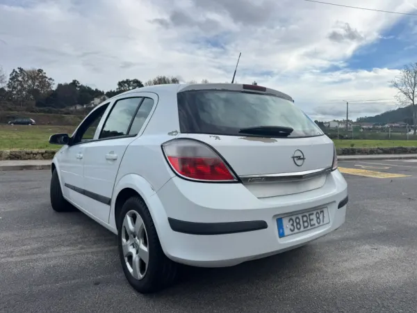 Opel Astra 5