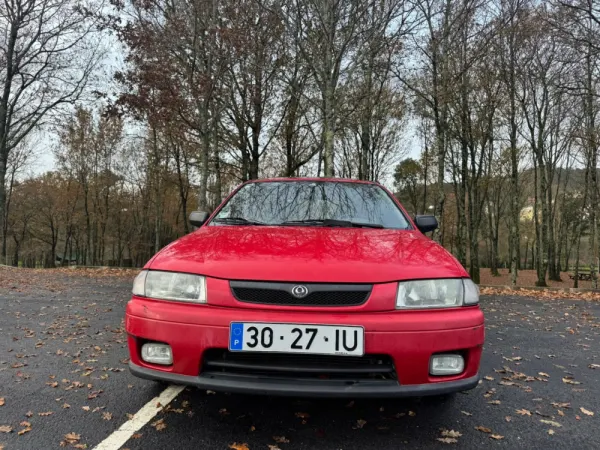 Mazda 323 15