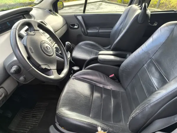 Renault Mégane Scénic 6