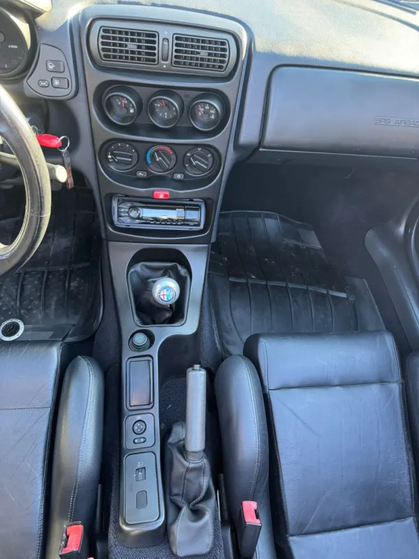 Alfa Romeo Spider 12