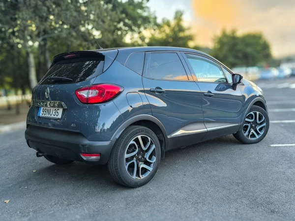 Renault Captur 5